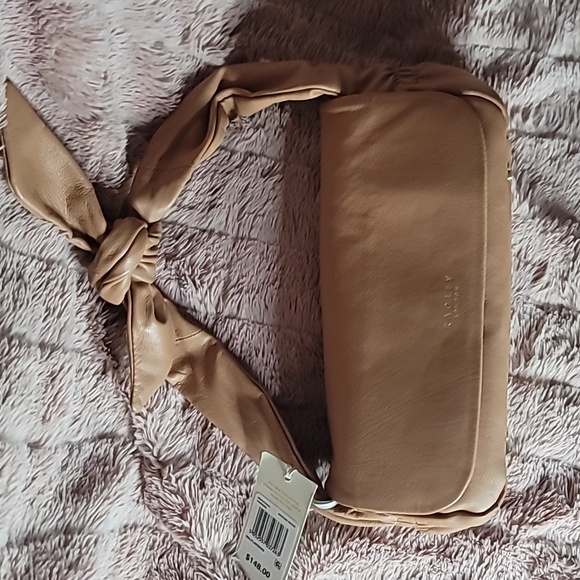 Radley - Picture 1 of 2